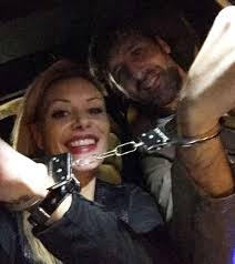 selfie manette